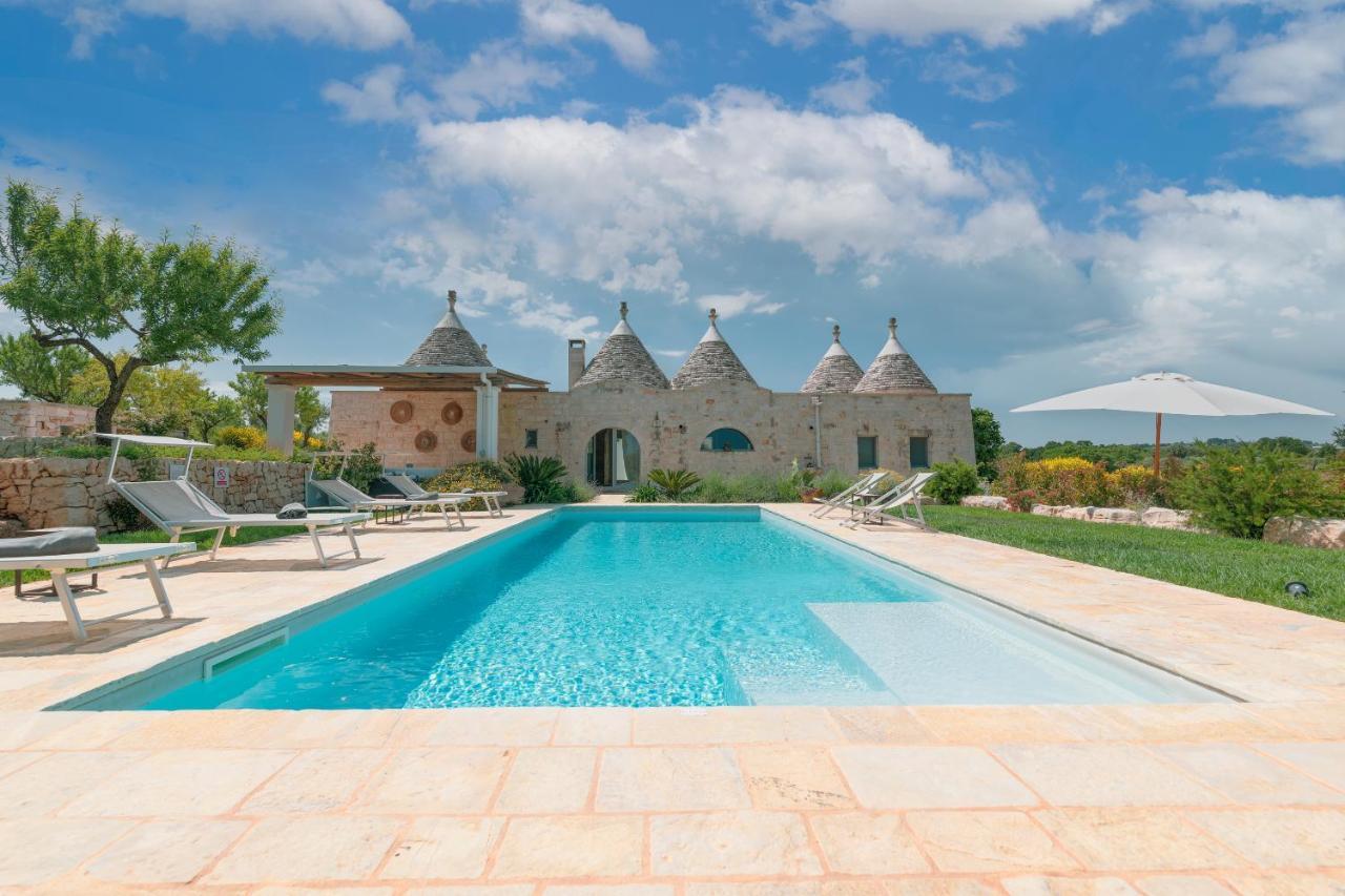 Trulli Gianpaolo - Luxury Villa Остуни Экстерьер фото