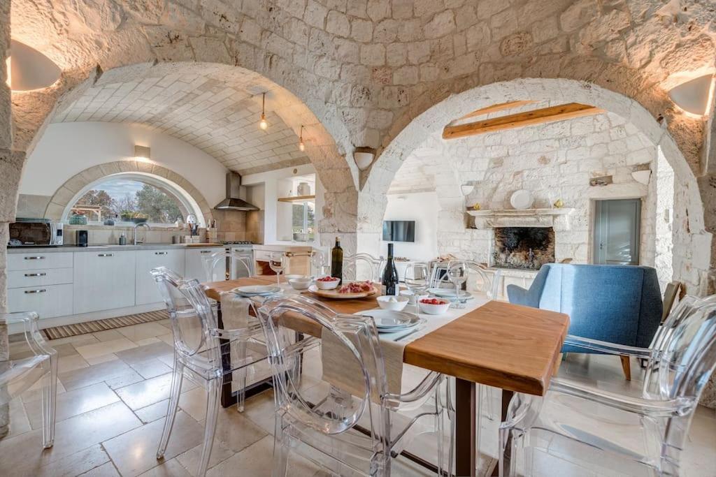 Trulli Gianpaolo - Luxury Villa Остуни Экстерьер фото