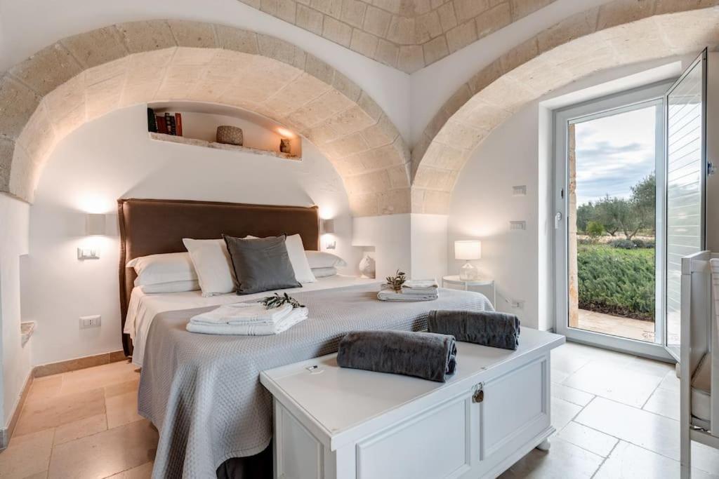 Trulli Gianpaolo - Luxury Villa Остуни Экстерьер фото